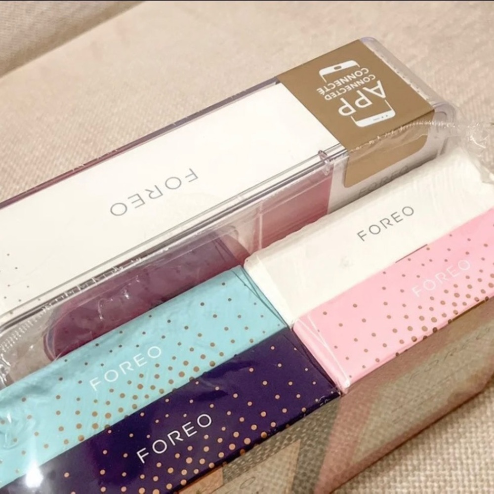 🆕 | 💓 FOREO UFO Mini Set - Picture 4 of 12